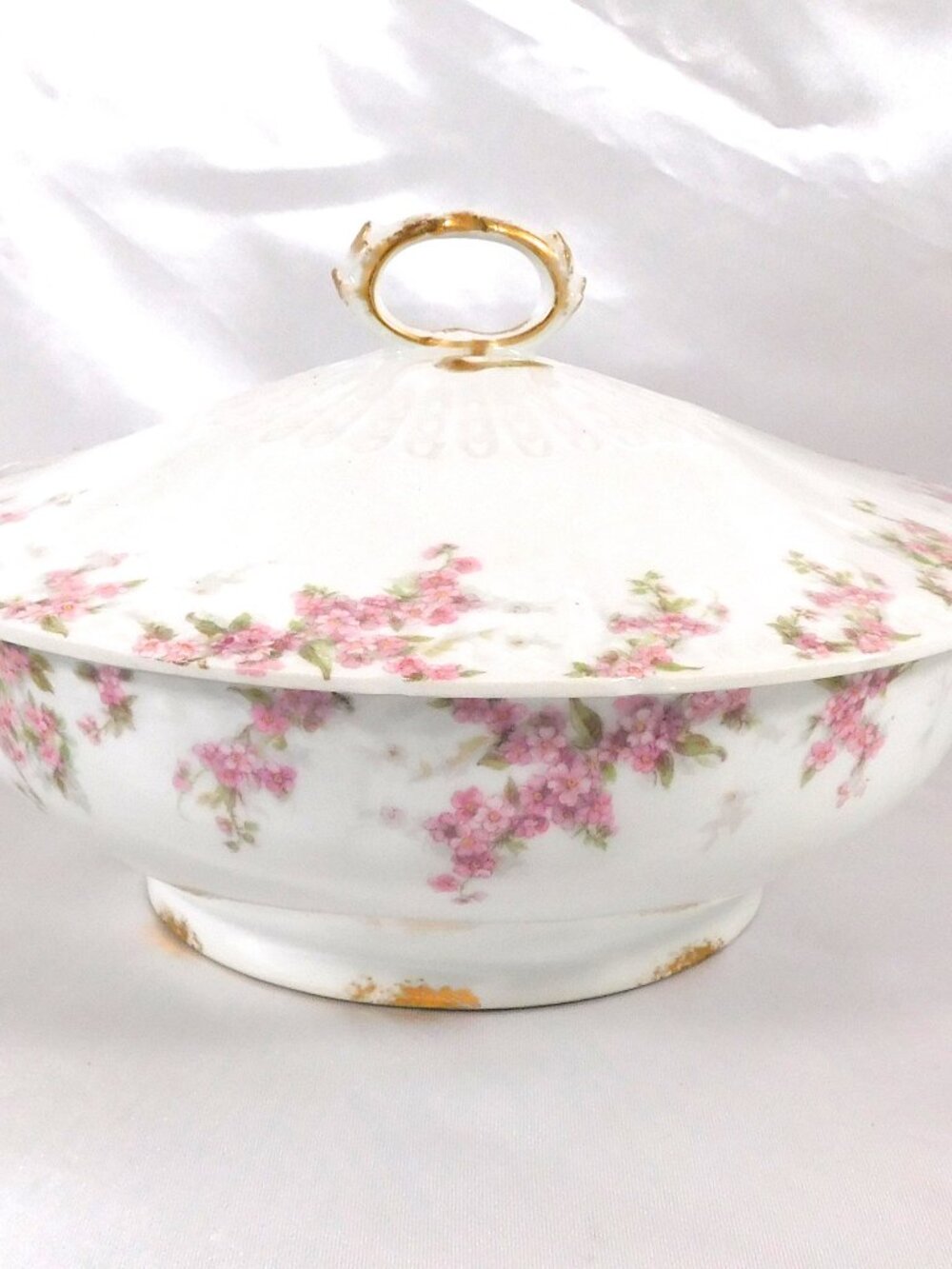 Charles Field Haviland GDA Covered Casserole Dish in Schleiger 1289 # 25018